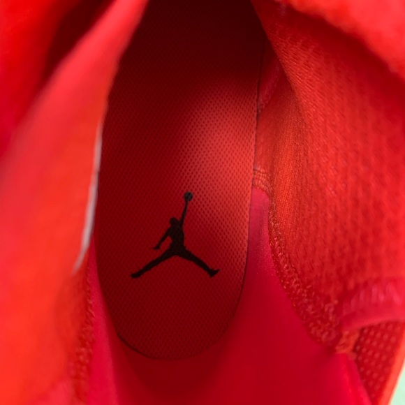 Nike Jordan Air Latitude 720 Bright Crimson Neon - Picture 10 of 16